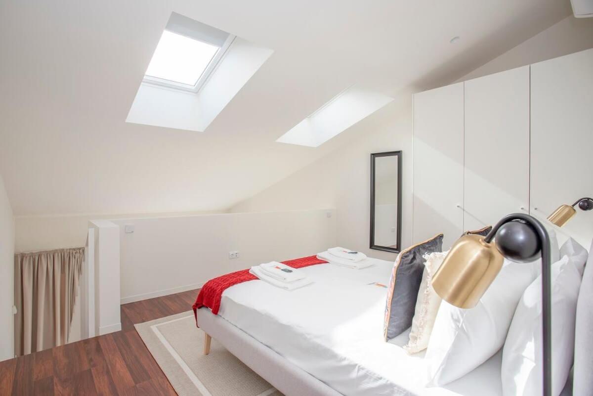 Liiiving In Porto - Luxury Gallery Apartments Buitenkant foto